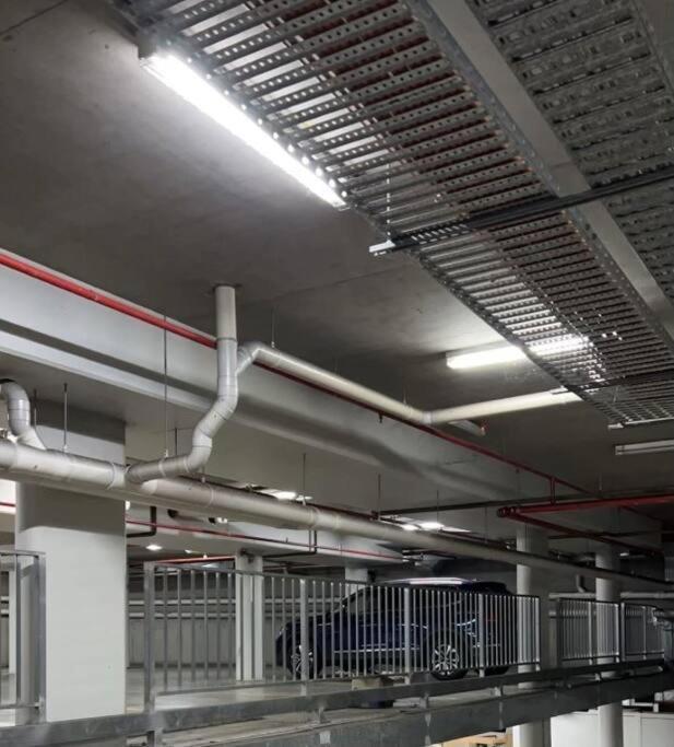 Apartamento Qbn Cracker: 2Br, 2Ba, 2 Secure B/ Ment Car Parks Queanbeyan Exterior foto